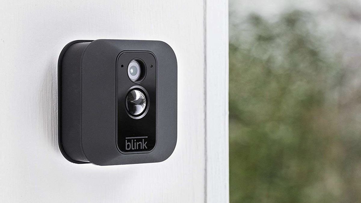 กล้องรักษาความปลอดภัยภายในบ้าน Blink XT ลดราคา $50 จาก Amazon