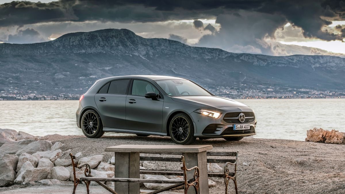 Mercedes-Benz A-Class: how all cars should behave