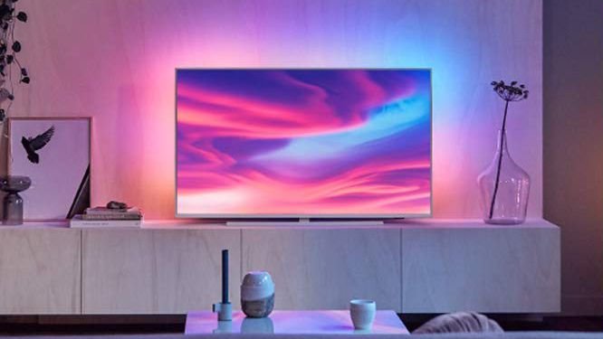 Amazon halves the price of this 4K Phillips Ambilight TV