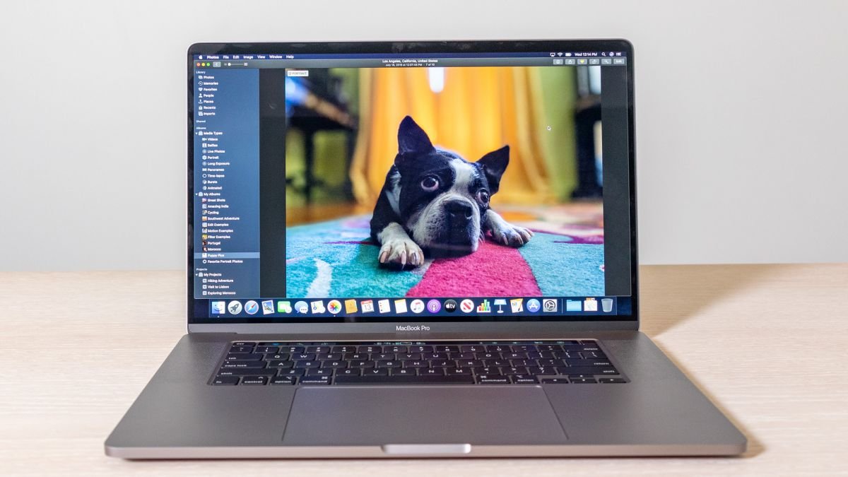 Los usuarios de MacBook Pro de 16 pulgadas reportan altavoces con fallas y pantalla fantasma