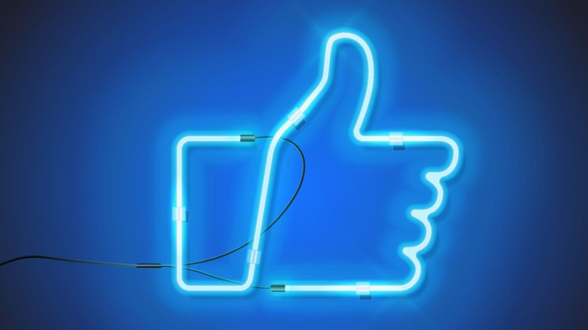 Der Facebook-Dunkelmodus wird auf dem iPhone langsam eingeführt