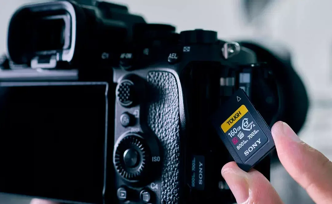 ¿Qué es CFexpress? Explicación del nuevo formato de tarjeta de memoria de la cámara.