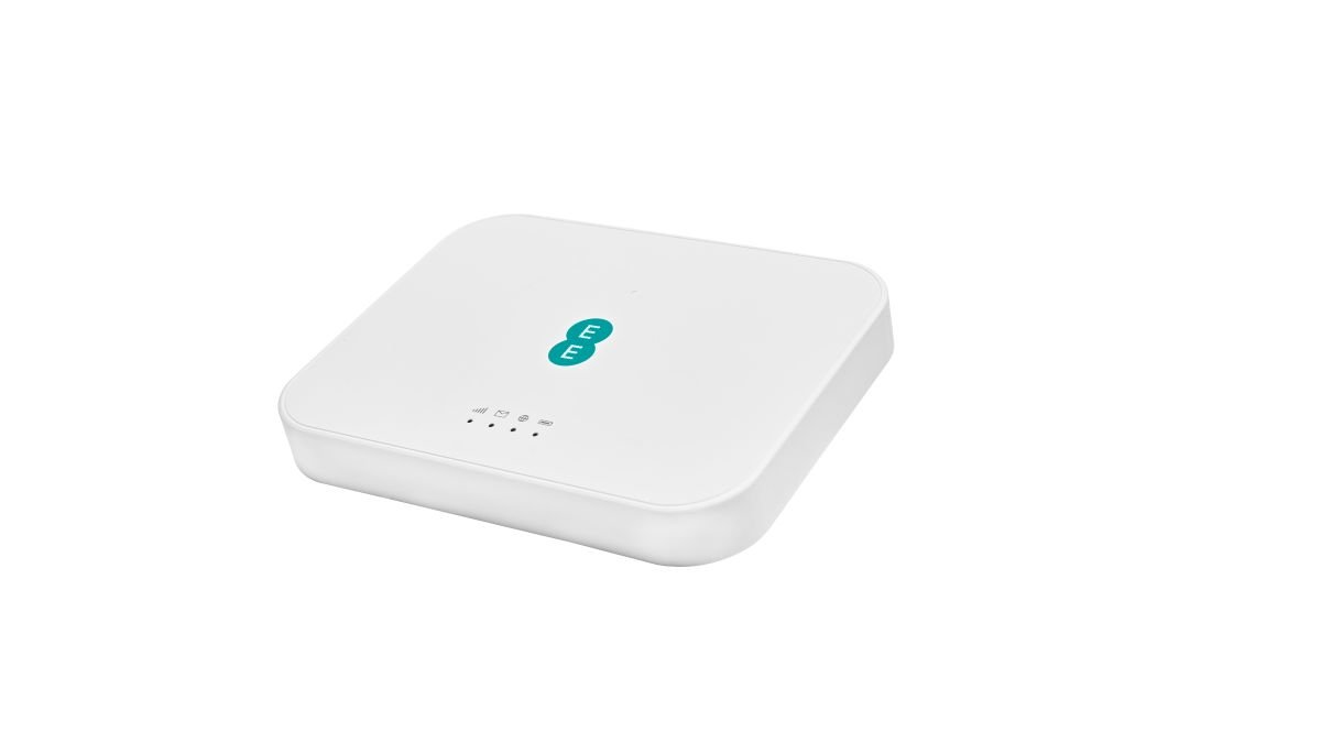 EE launches 5G portable Wi-Fi router