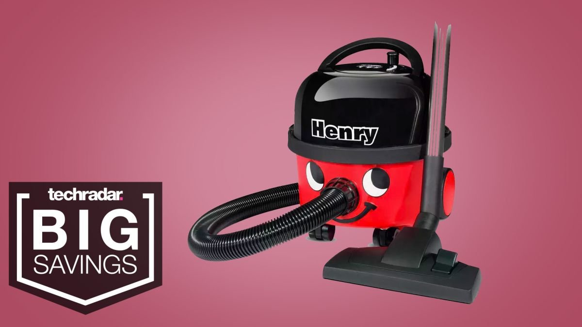 Black Friday Vacuum Deals: Dyson, Shark and More