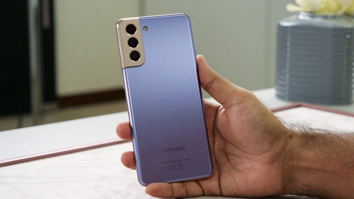 Samsung Galaxy S21 Plus бесплатно с мгновенным кэшбэком в размере пяти тысяч рупий