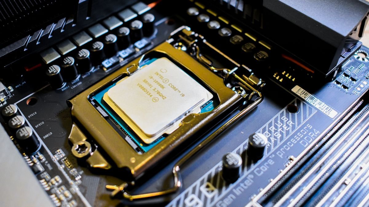 Raptor Lake di Intel con processore a 24 core potrebbe affrontare AMD Zen 4 nel 2022