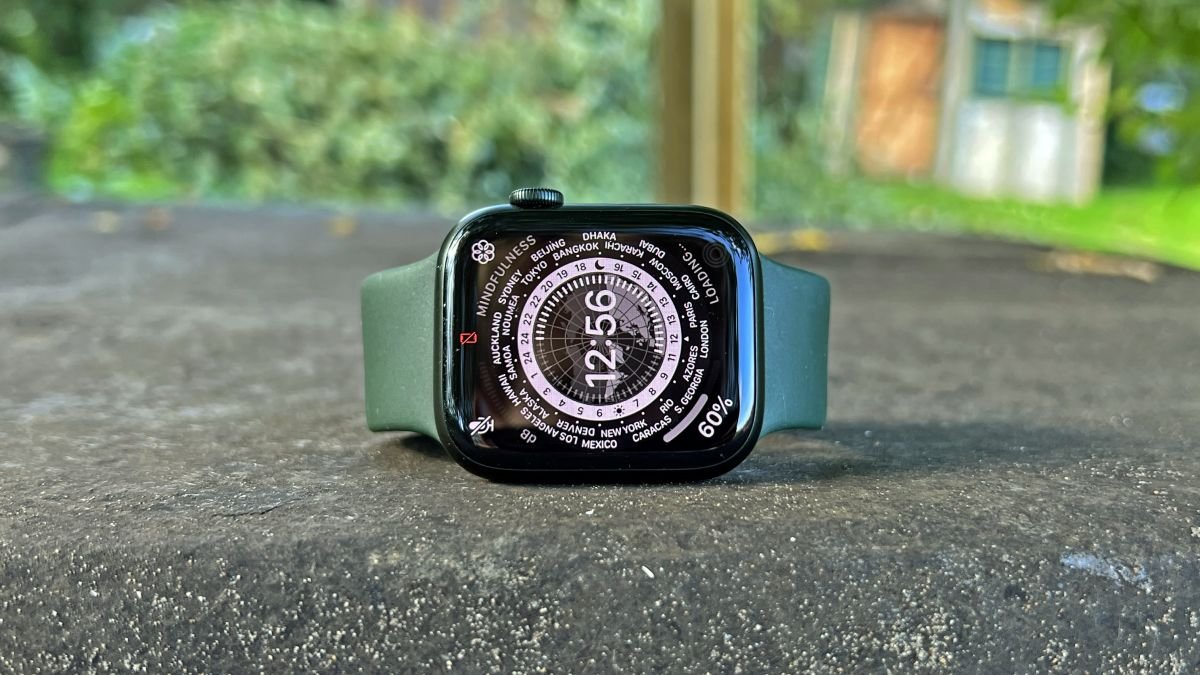 Ta nowa technologia firmy Apple może zapobiec uszkodzeniom telefonu iPhone lub zegarka Apple Watch przez wodę