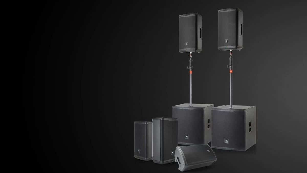 Создайте безупречную звуковую систему с помощью новых портативных акустических систем JBL EON 700.