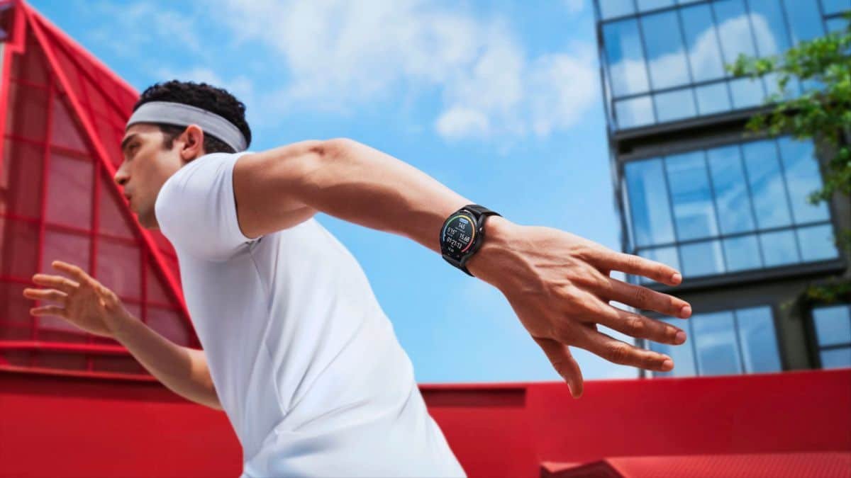 This Huawei smartwatch might have built-in wireless earphones, but why?