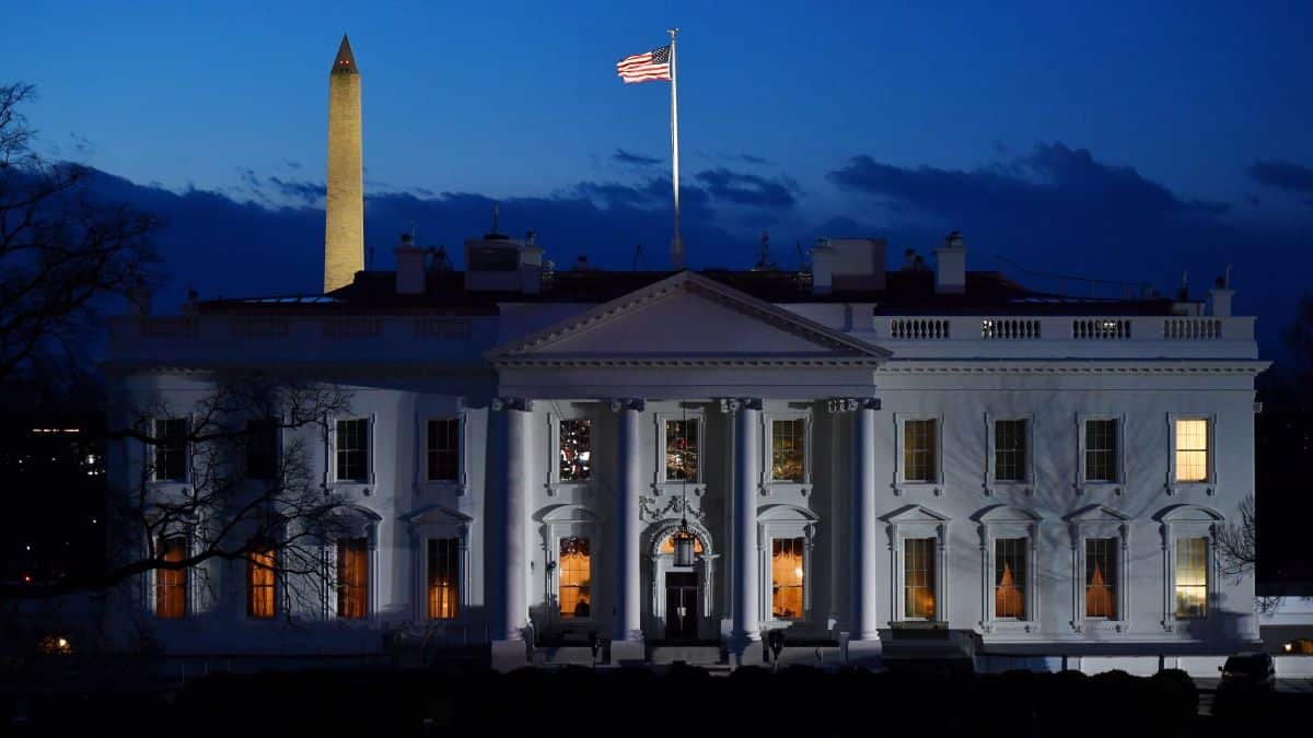 Gobierno de EE.UU. extiende estado de emergencia nacional tras serie de ciberataques