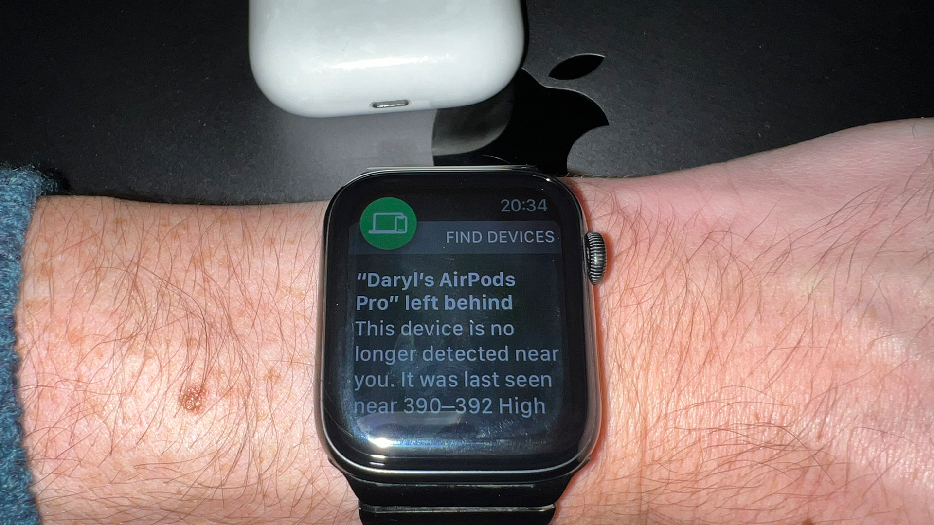 FindMy показывает отсутствующее уведомление на AirPods