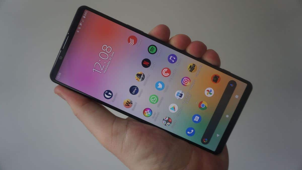 Xperia 1 IV rivals (*11*) Sony's Galaxy S22 Ultra announced for May 11 launch