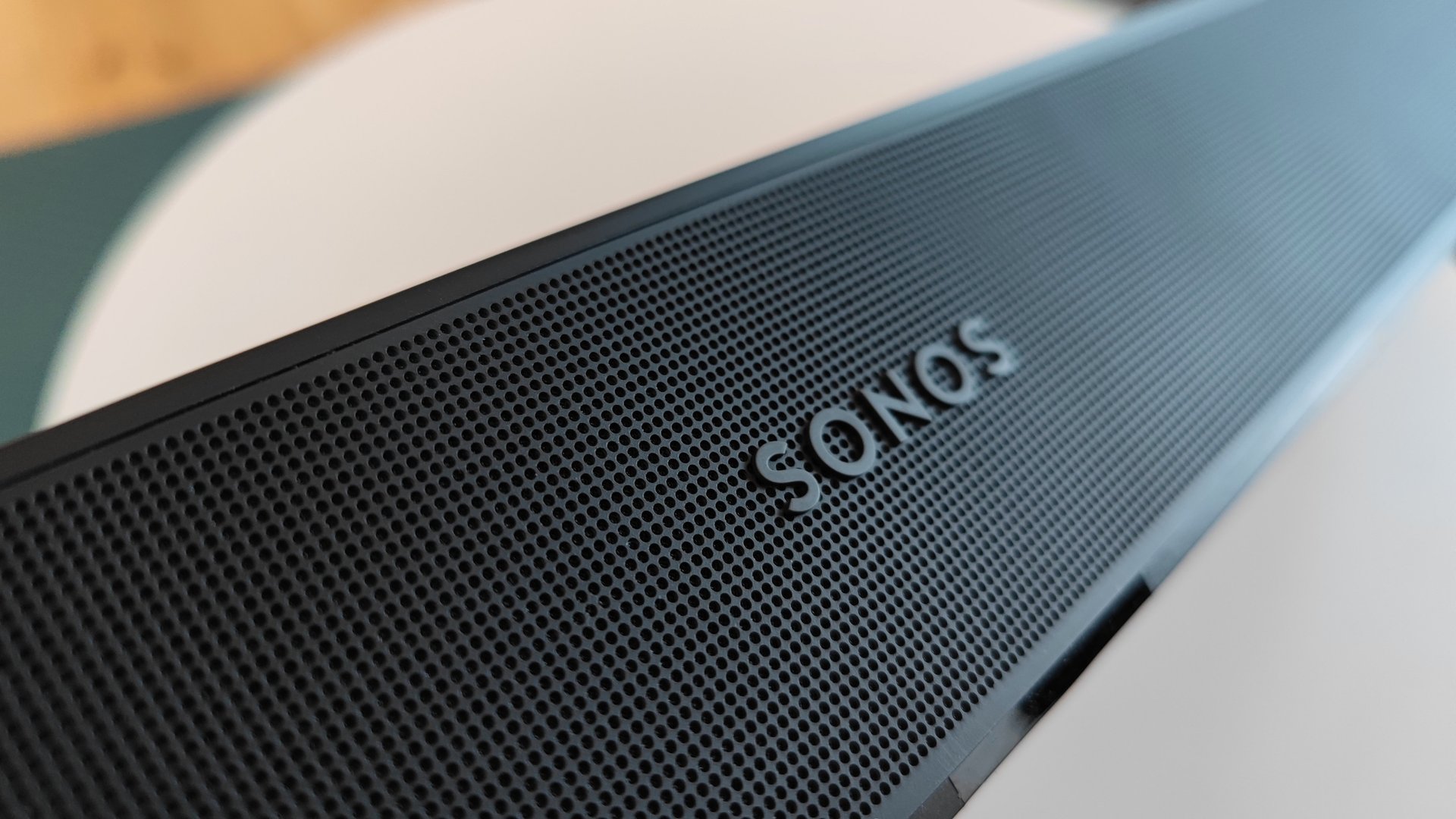 Sonos tiene una nueva barra de sonido secreta de bajo