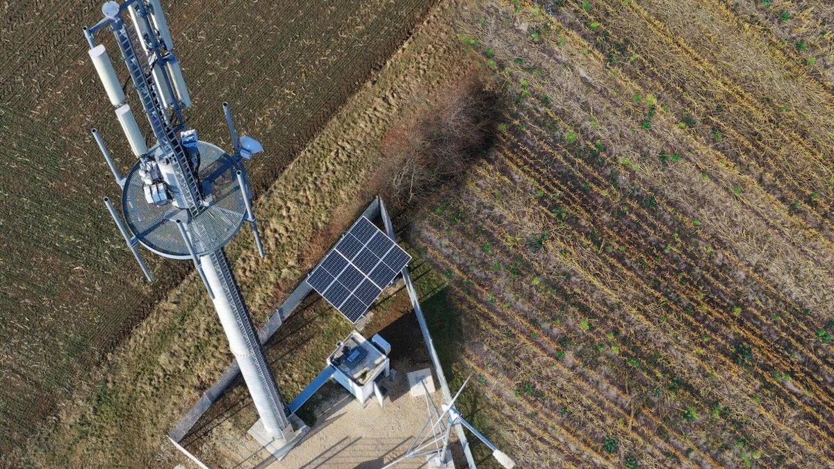 Ericsson prueba sitios moviles eolicos y solares en Alemania
