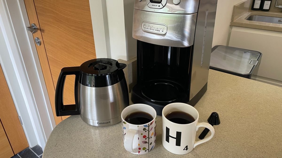 Cuisinart Grind & Brew Automatic Coffee Maker Review