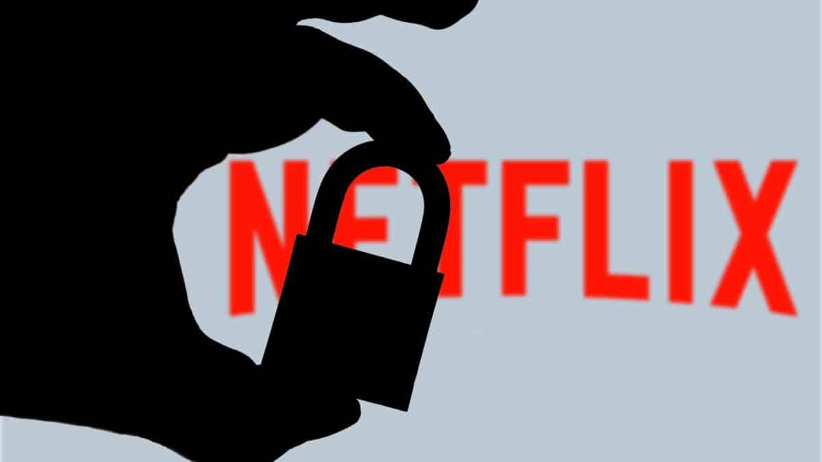 Warstwa Netflix z reklamami utrudni oglądanie programów w podróży