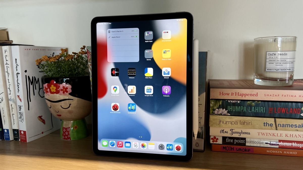 iPads with OLED screens are still a long way off, but they'll be a big improvement
