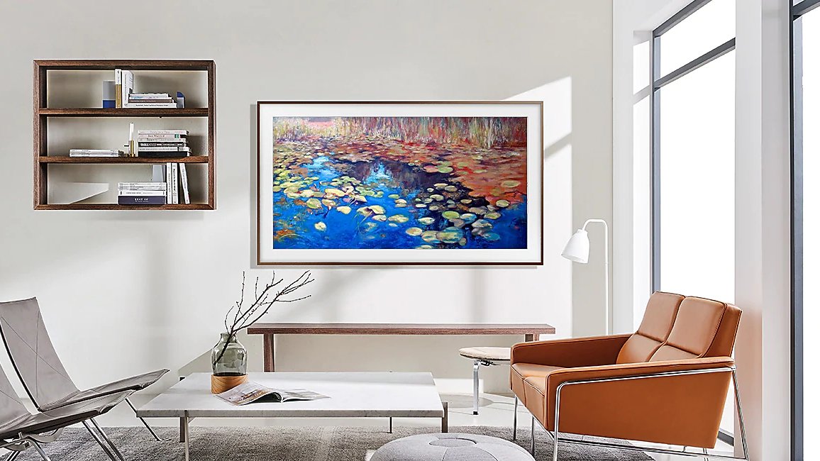 Samsung The Frame 2022 que muestra una pintura de un lago