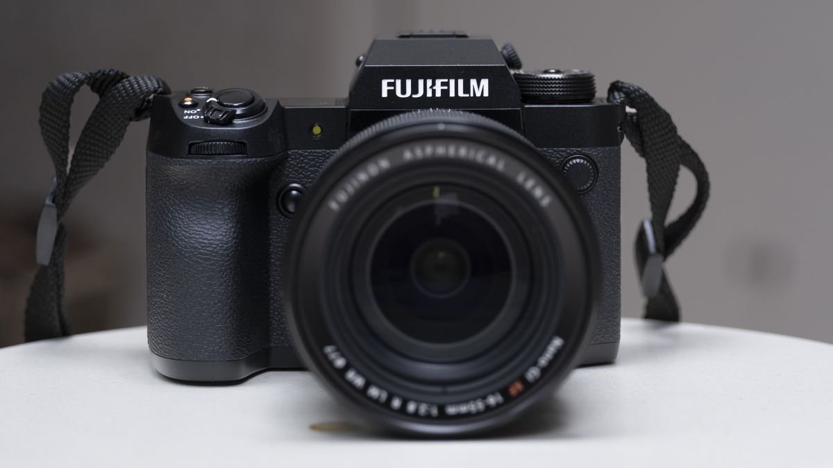 Практический обзор Fujifilm X-H2: все в деталях
