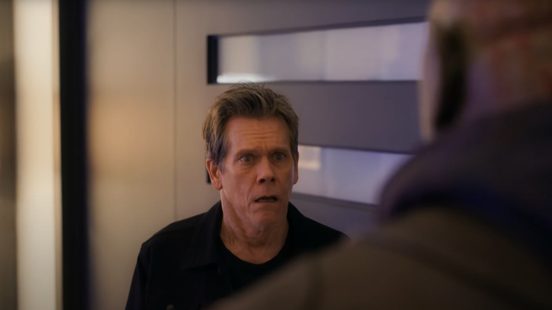 Kevin Bacon parece asustado en el especial navideño de Guardianes de la Galaxia